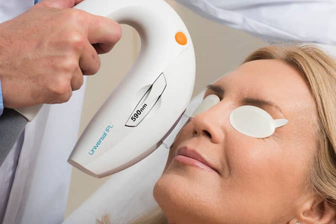 Intense Pulse Light (IPL) Therapy For Eyes: A Non-Invasive Solution For Brighter, Younger-Looking Eyes